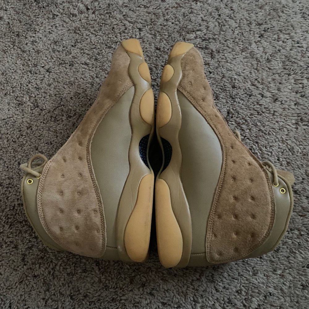 Jordan 13 “wheat” LIKE NEW - Picture 5 of 5